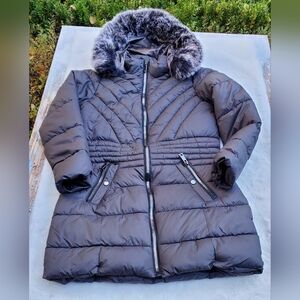 YMI collection puffer size L